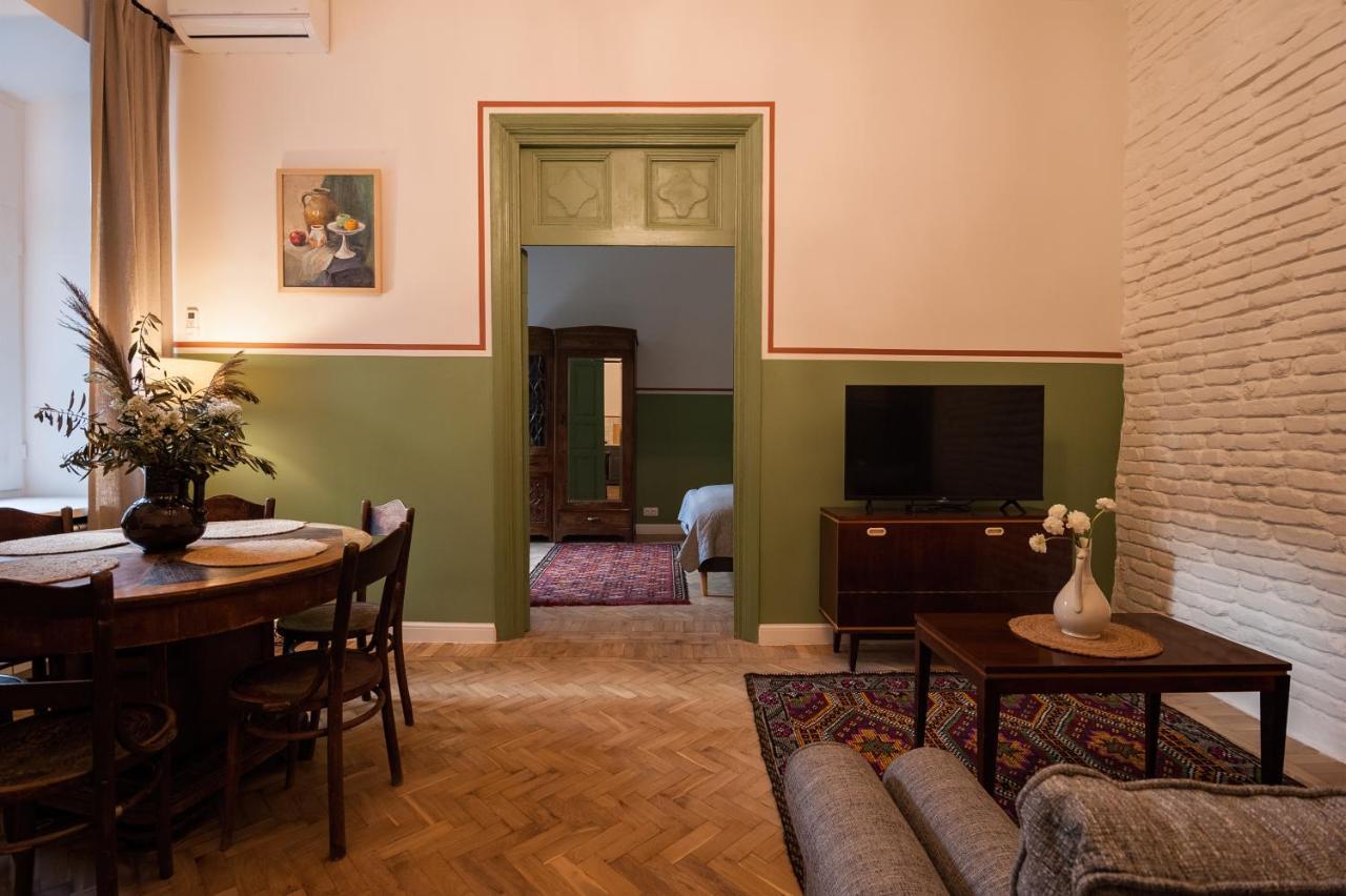 Green Apartment * Tbilisi